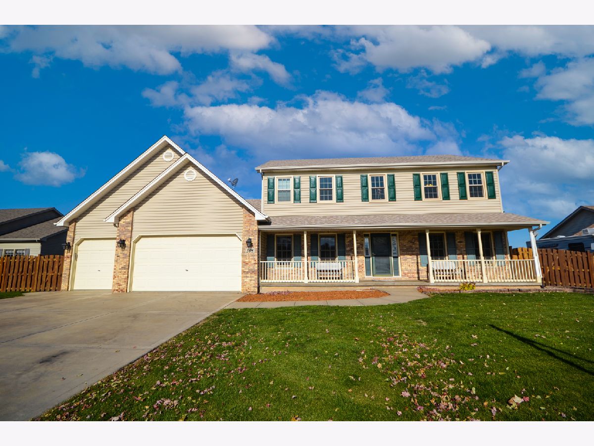 Homes & Condos & Townhomes Sold Hampshire Fields Hampshire Illinois, 108 Jack Dylan