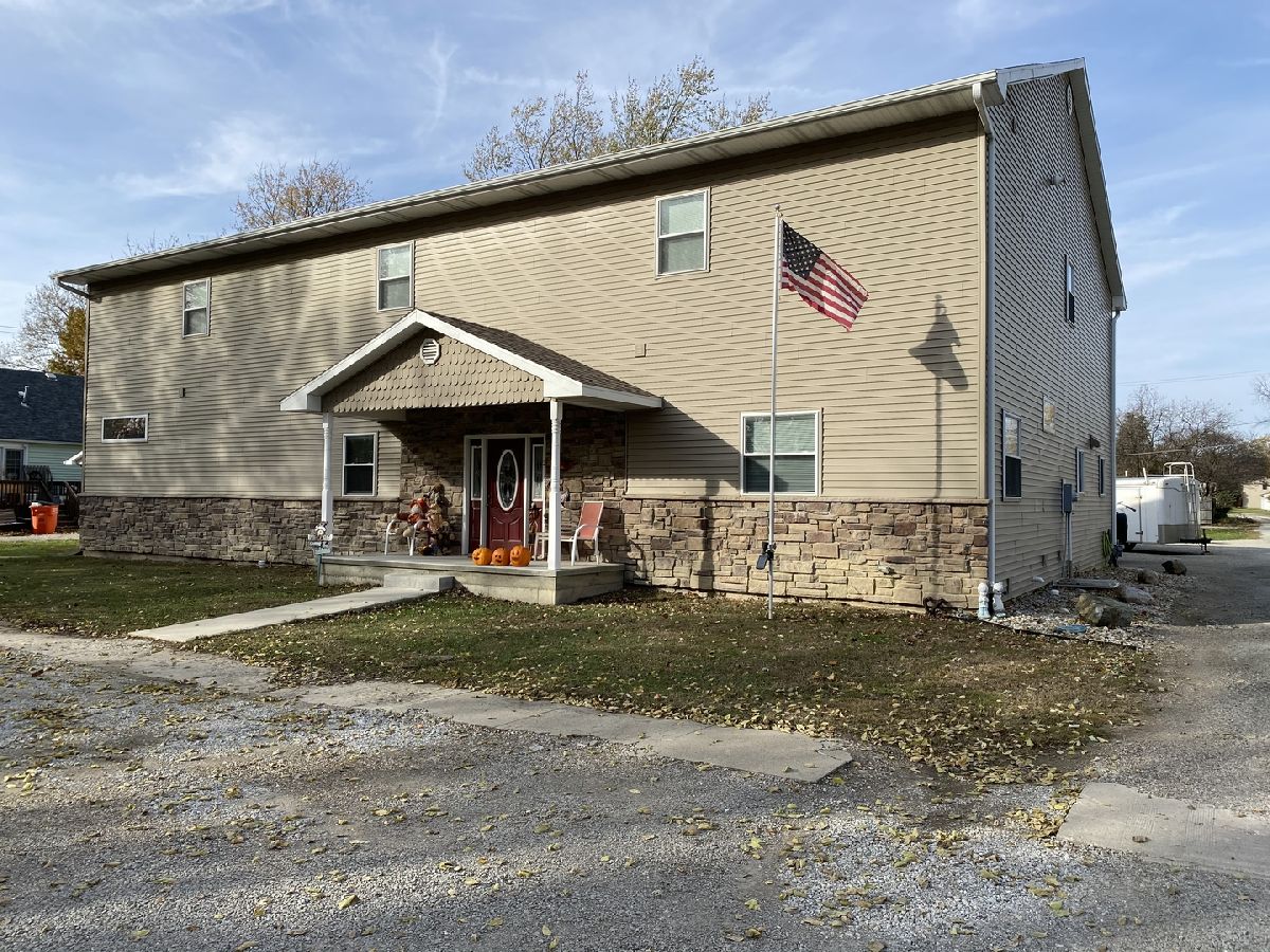  Sold Arthur Illinois, 410 Logan