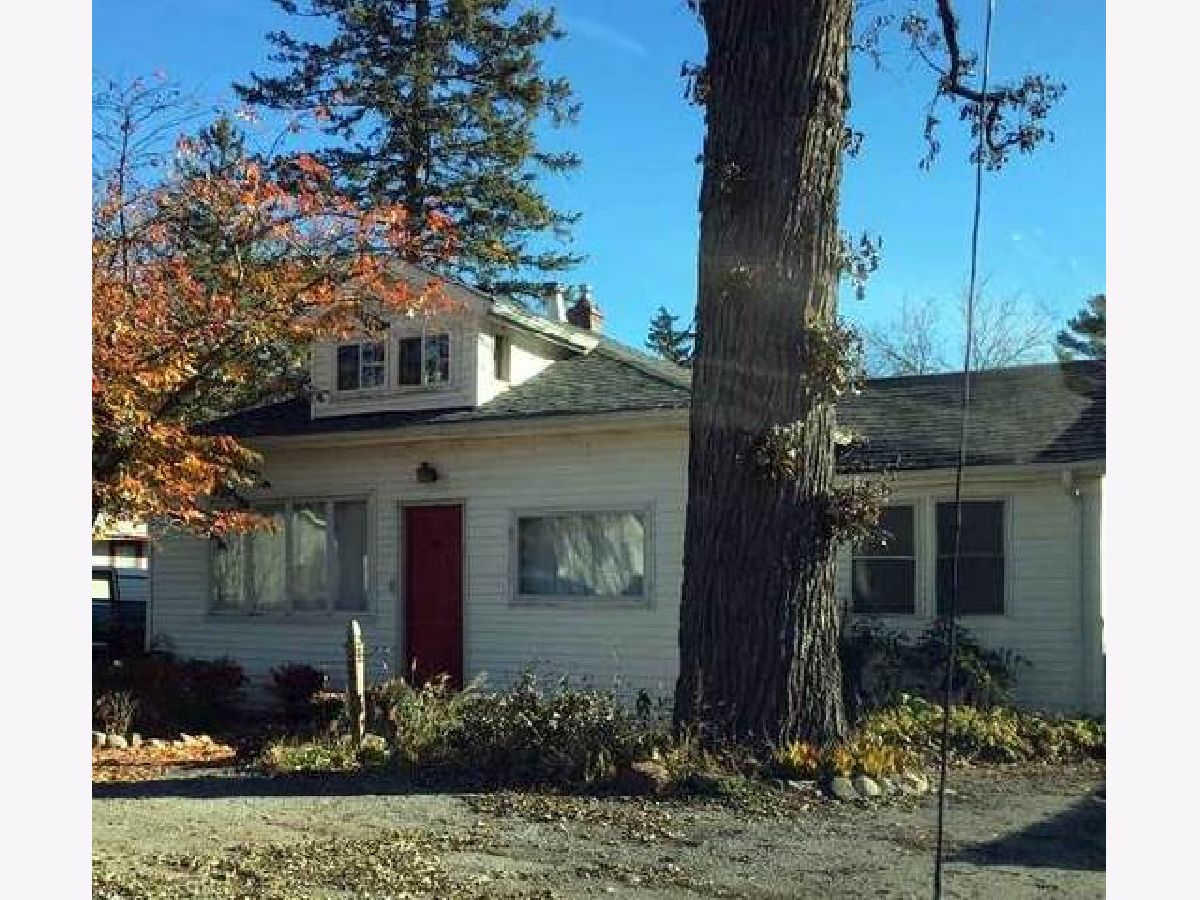 Homes Sold Mylith Park Island Lake Illinois, 27581 Hickory