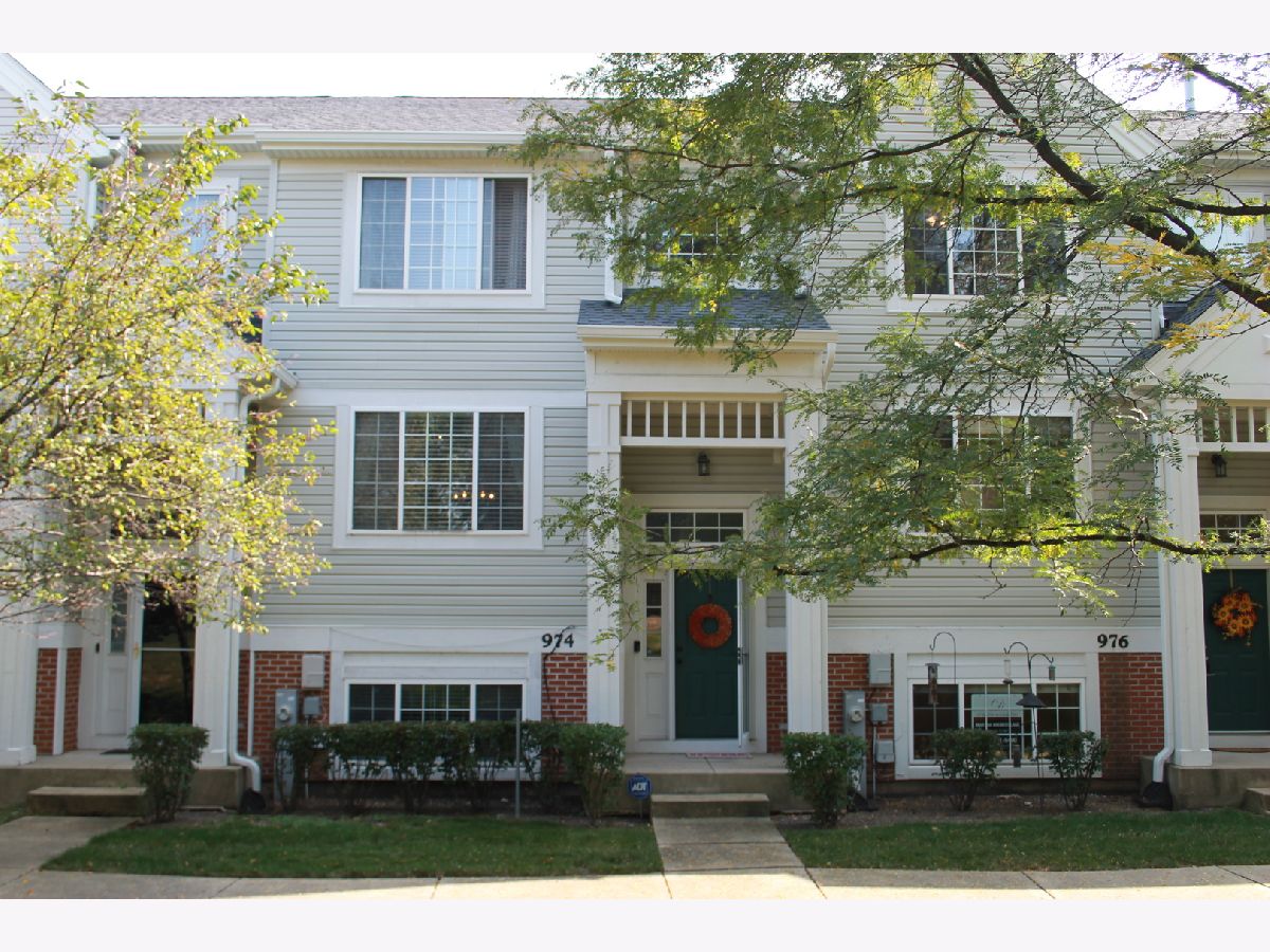 Townhomes Sold Arbor Club Elk Grove Village Illinois, 974 Mayfair