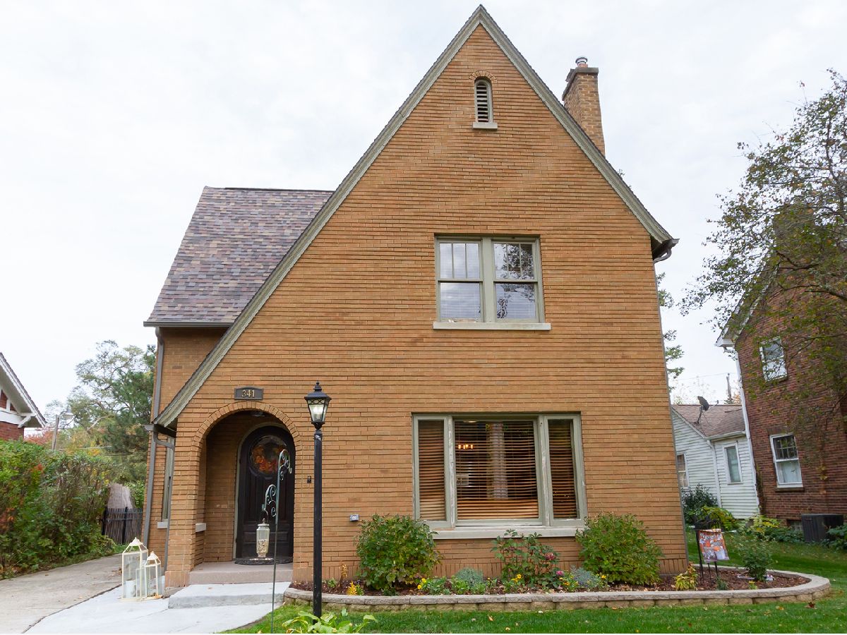 Homes Sold Edward Obeirnes Elgin Illinois, 341 Vincent