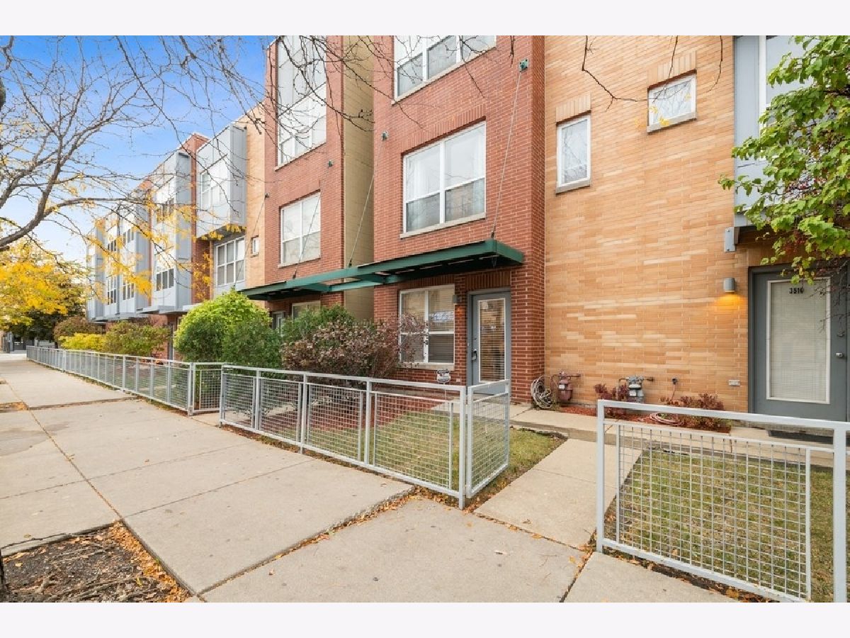 Townhomes Sold The 3500 Club Chicago Illinois, 3512 Belmont