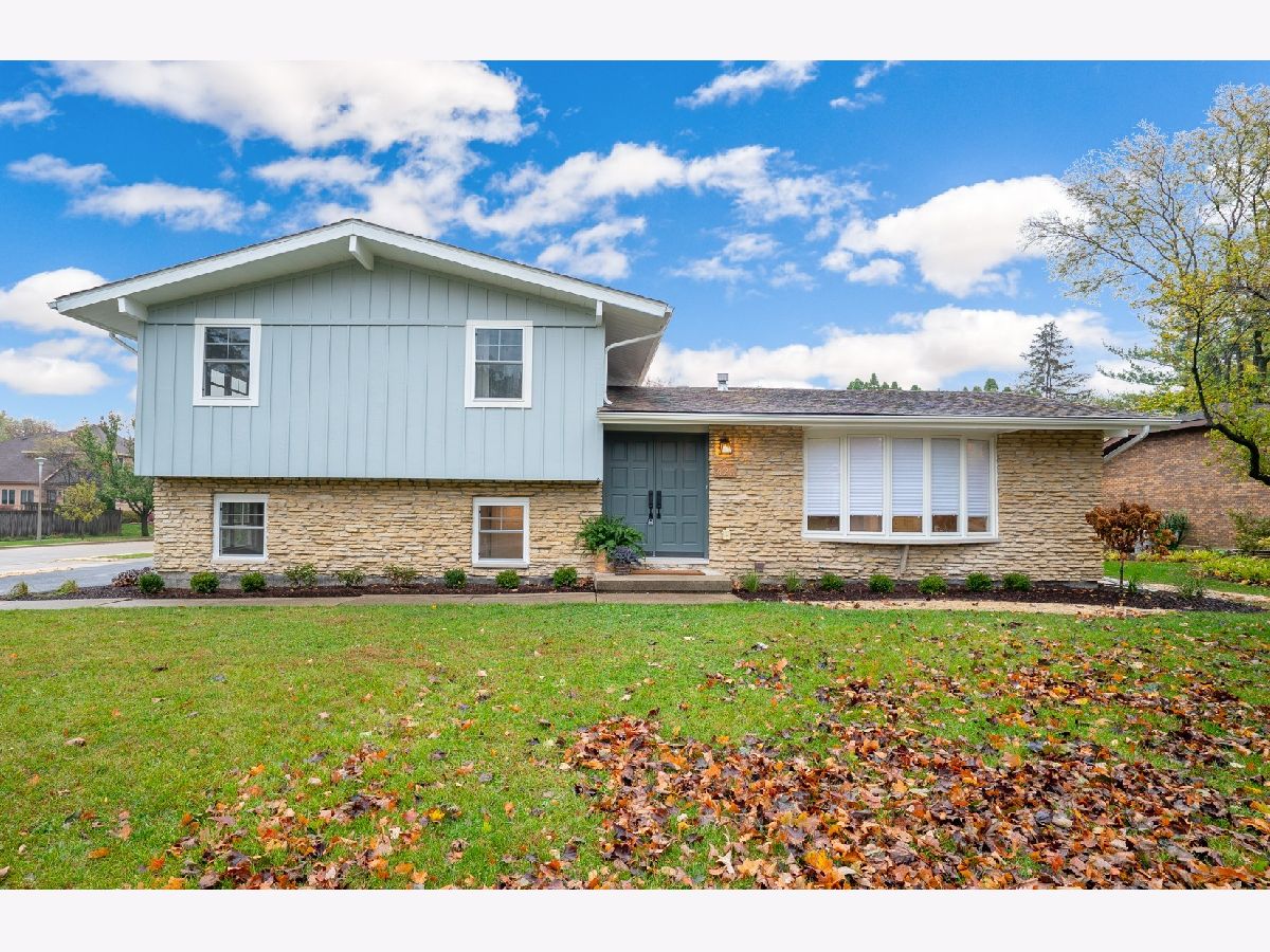 Homes Sold Burr Oaks Joliet Illinois, 420 Meadow Wood