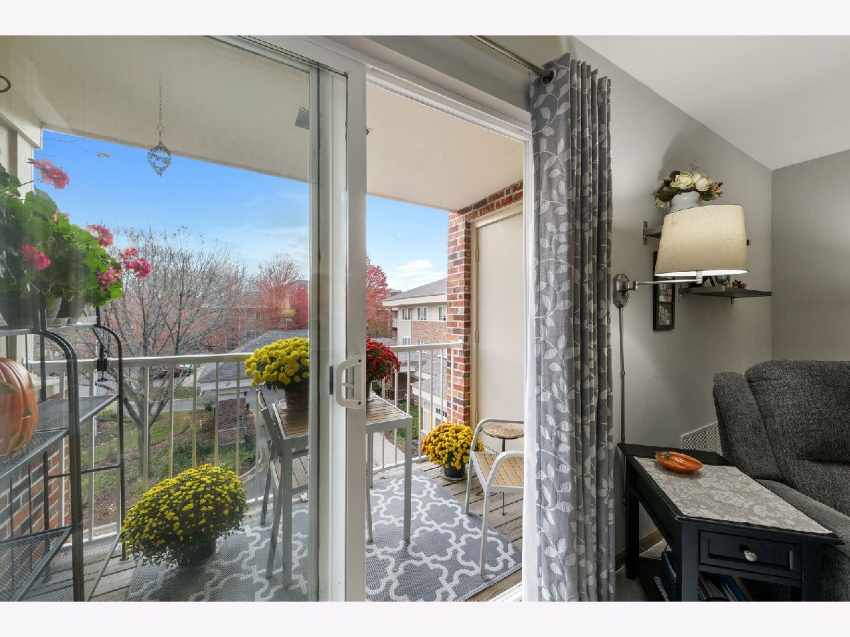 605 Barrington Avenue, East Dundee, Illinois 60118 MLS 10915273