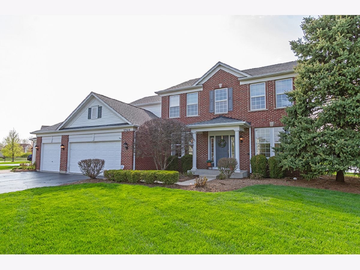 Homes & Condos & Townhomes Rented Manchester Lakes Estates Algonquin Illinois, 3960 Georgetown