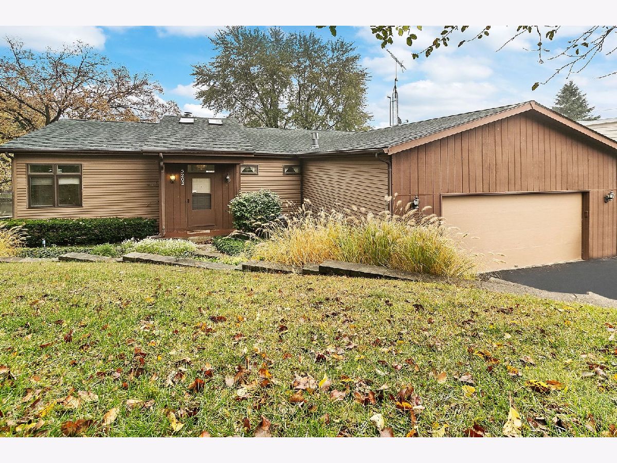 Homes Sold Thelens Fairview Mchenry Illinois, 5202 Leeside