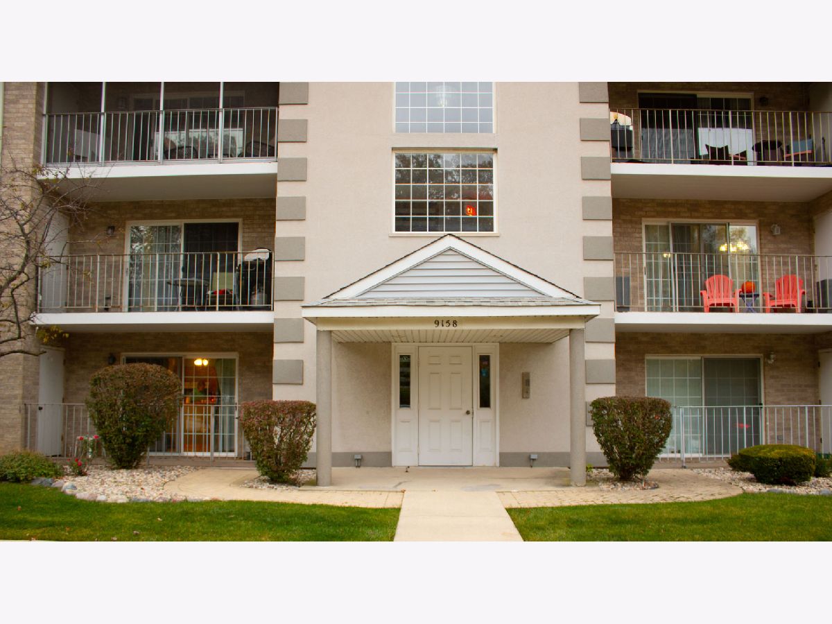 Condominiums Sold Crystal Hills Hickory Hills Illinois, 9158 95th