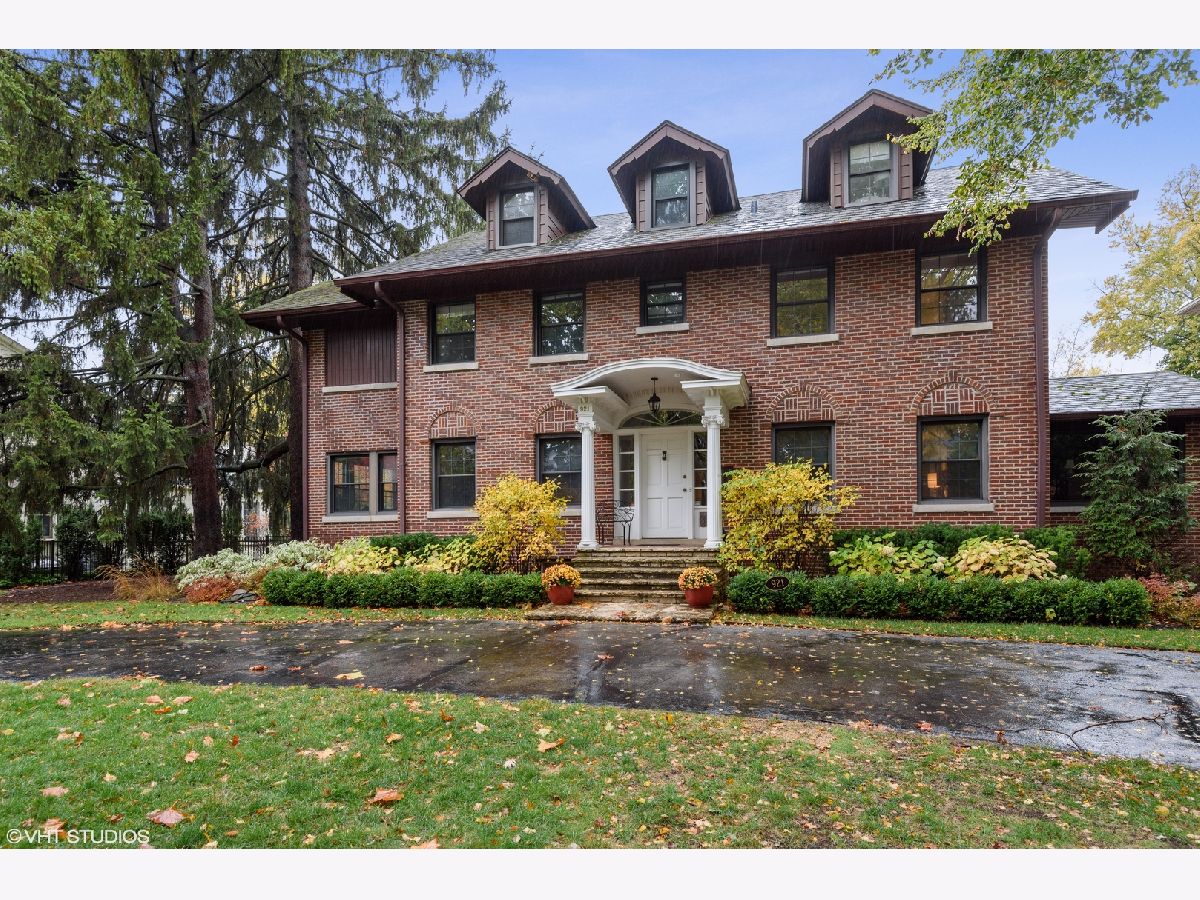 Homes & Condos & Townhomes Sold East Wilmette Wilmette Illinois, 921 Sheridan