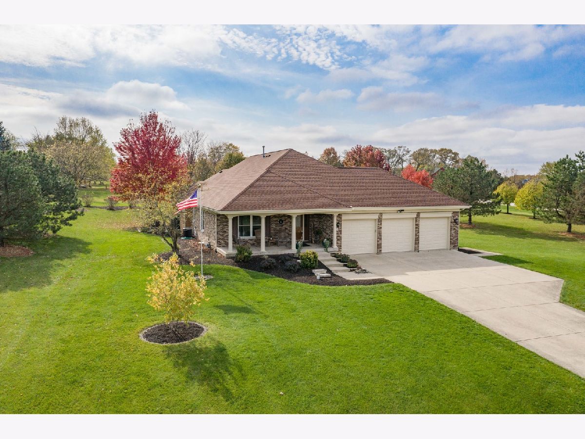 Homes Sold Na-au-say Woods Oswego Illinois, 8 Iroquois