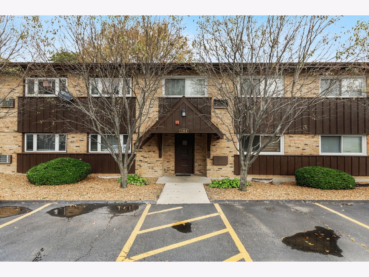 Condominiums Sold Arbor Park Downers Grove Illinois, 2204 Arbor