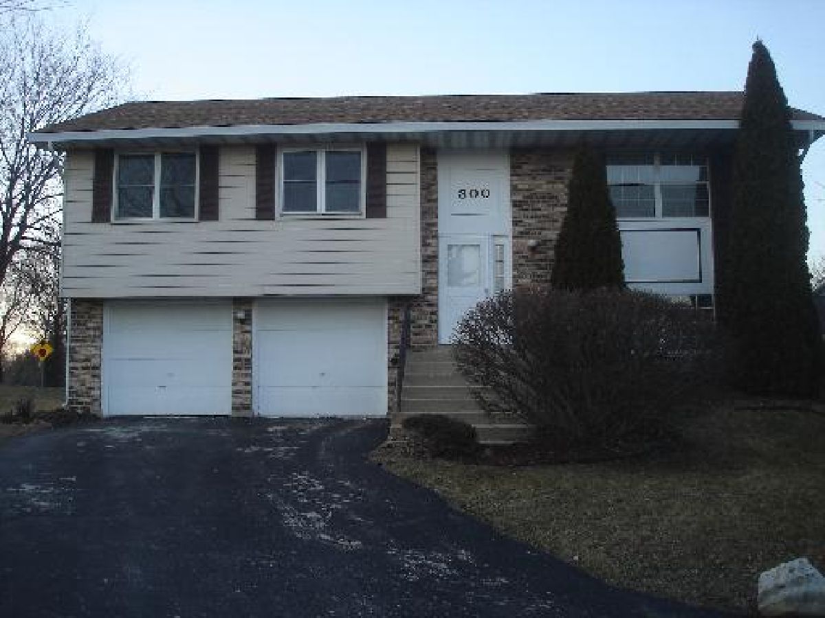 Homes Rented Sycamore Run Westmont Illinois, 300 Fernwood