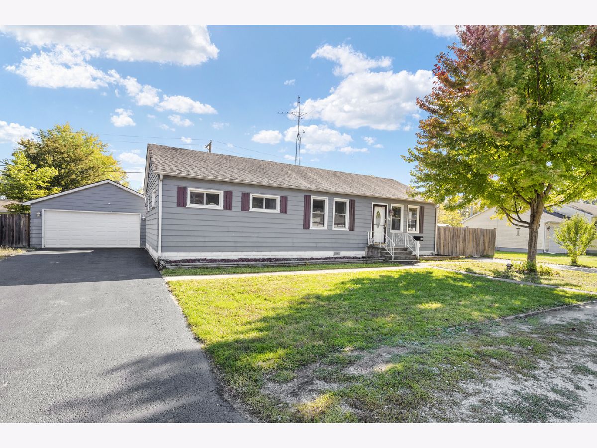 Homes & Condos & Townhomes Sold Northcrest Wilmington Illinois, 909 Washington