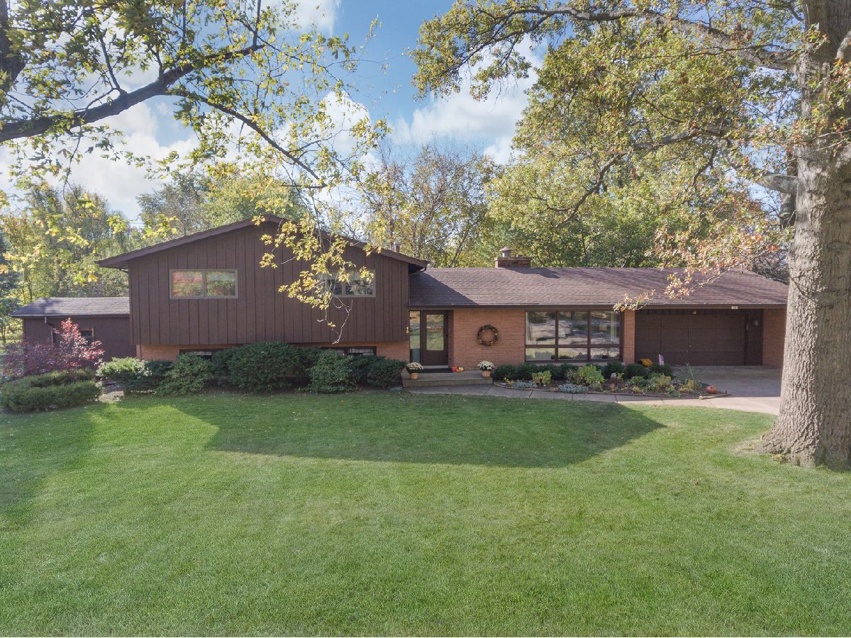 Homes Sold Willowbrook Bristol Illinois, 48 Cypress
