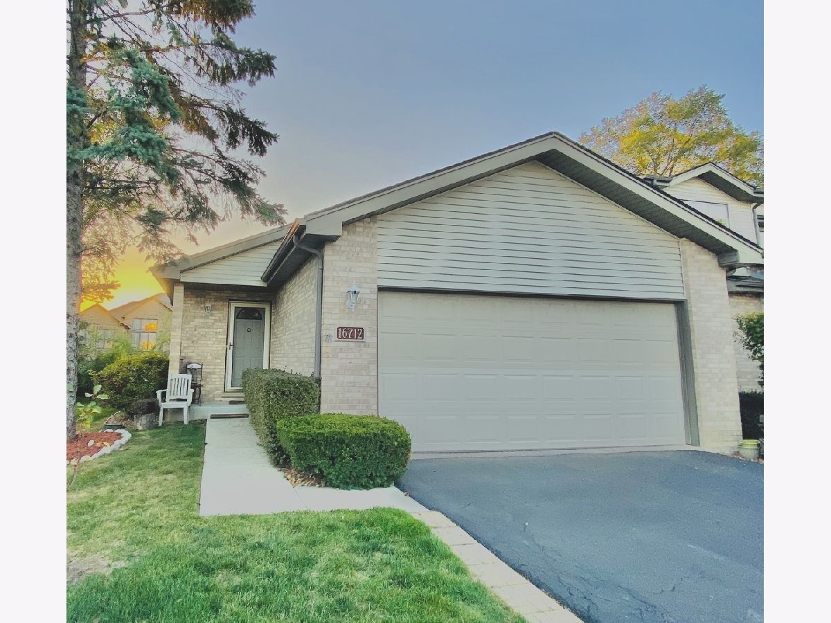 Townhomes Sold Shenandoah Townhomes Orland Park Illinois, 16712 Sheridans