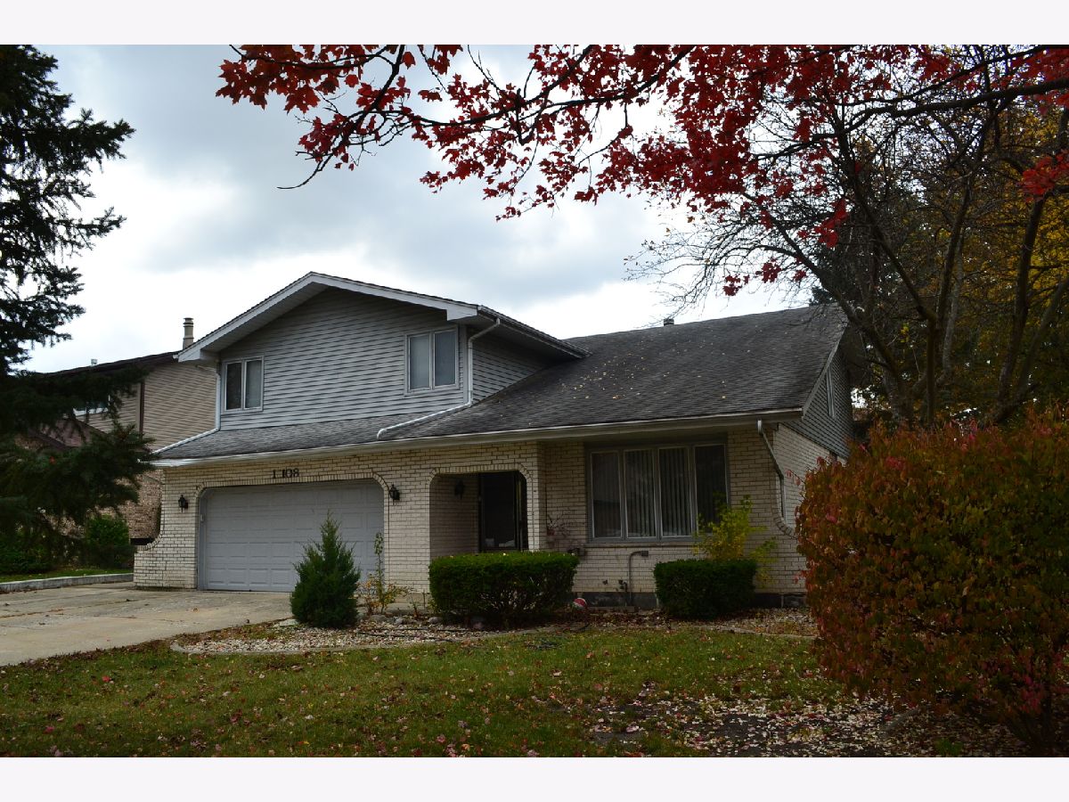 Homes Sold Pheasant Hollow Orland Park Illinois, 14108 Pheasant