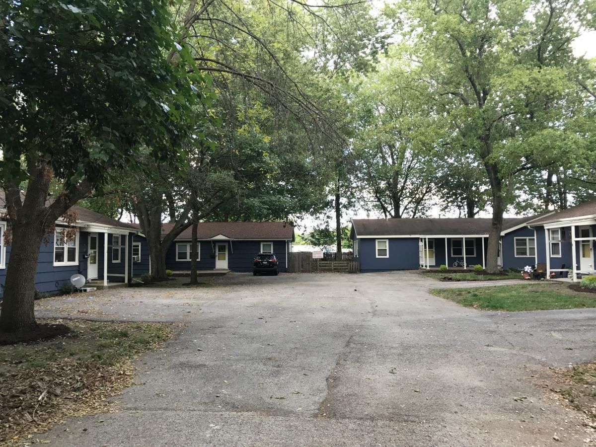  Rented Urbana Illinois, 3 Fisher