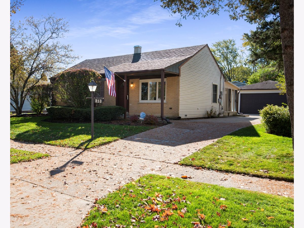 Homes Sold Kings Terrace Buffalo Grove Illinois, 213 Mohawk