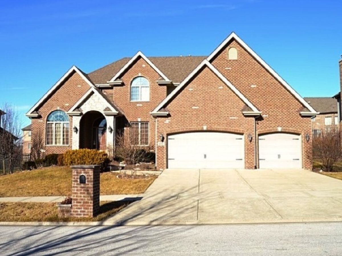 Homes Sold Sterling Ridge Orland Park Illinois, 10910 Sheridans