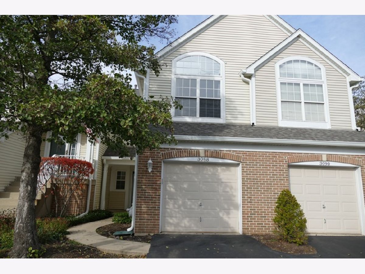 Townhomes Rented Autumn Lakes Aurora Illinois, 3088 Autumn Lake