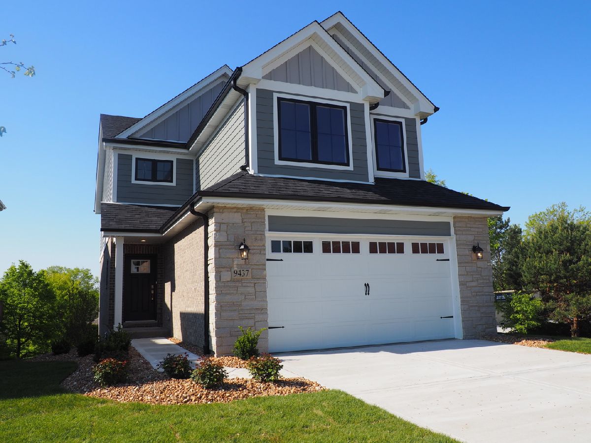 Condos & Townhomes & Homes Sold Charleton Orland Park Illinois, 9437 Maria