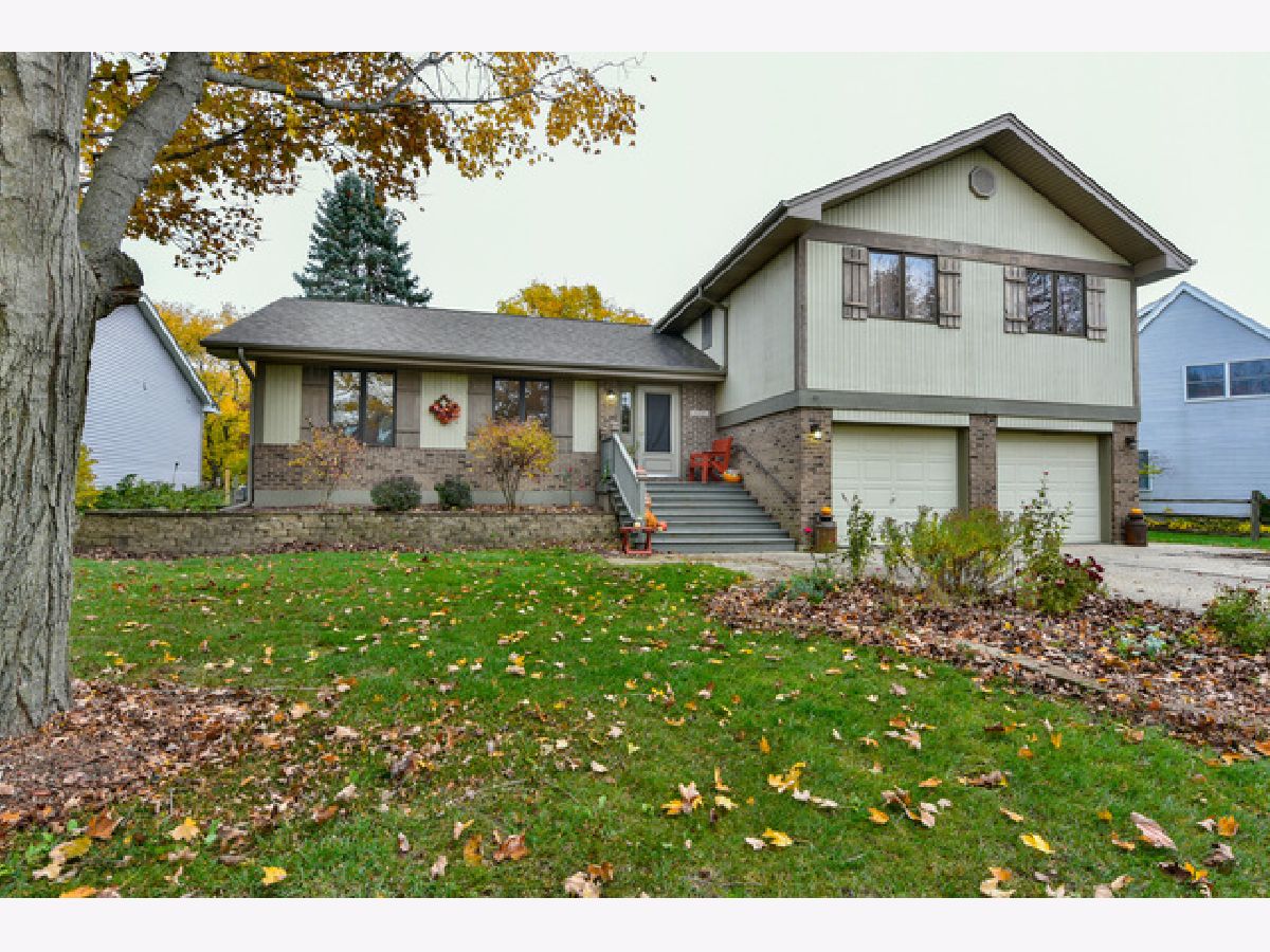 Homes Sold Ridgewood Station Woodstock Illinois, 1255 Lee Ann
