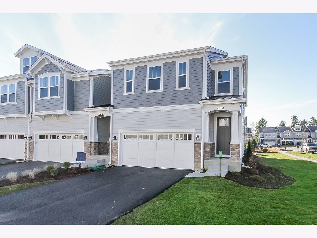 Condos & Townhomes Sold Riverbank Crossing Geneva Illinois, 634 Riverbank  Lot #7.05