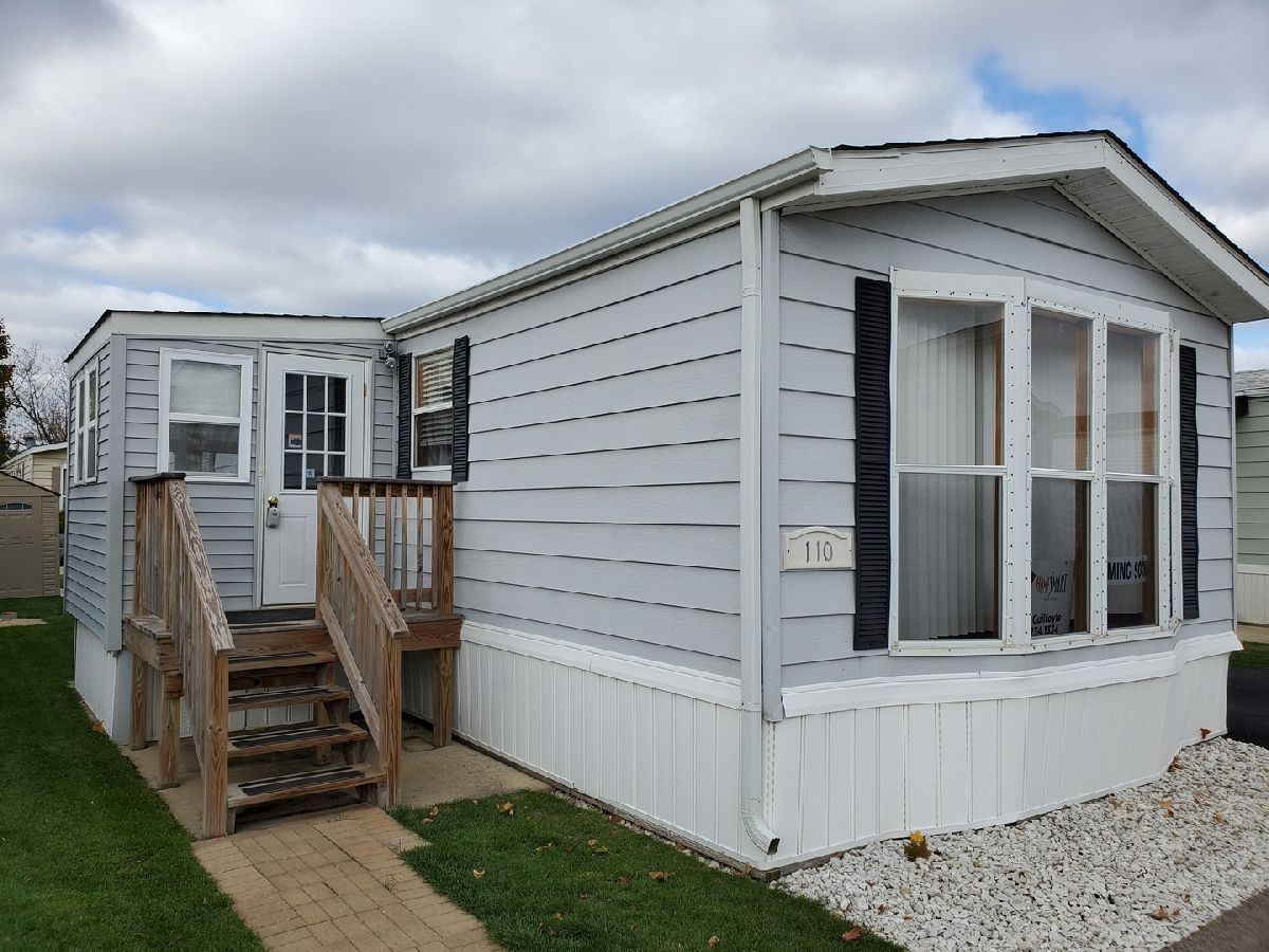 Subdivision Sold Pleasant Ridge West Chicago Illinois, 27W370 Geneva