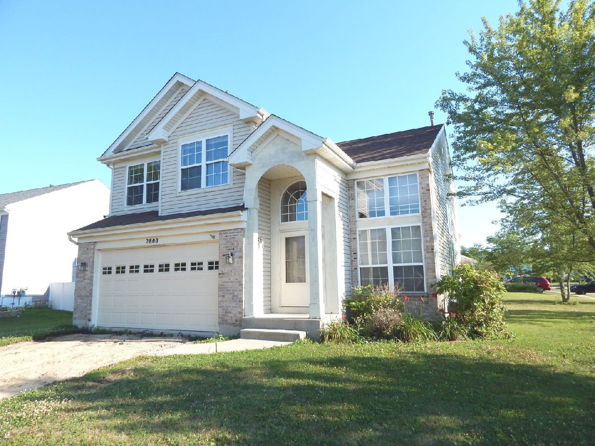 Homes & Townhomes & Condos Rented Kimball Farms Carpentersville Illinois, 2800 Bridleway