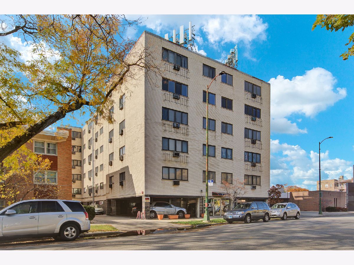 Condominiums Sold Ridge House Condos Chicago Illinois, 7540 Ridge