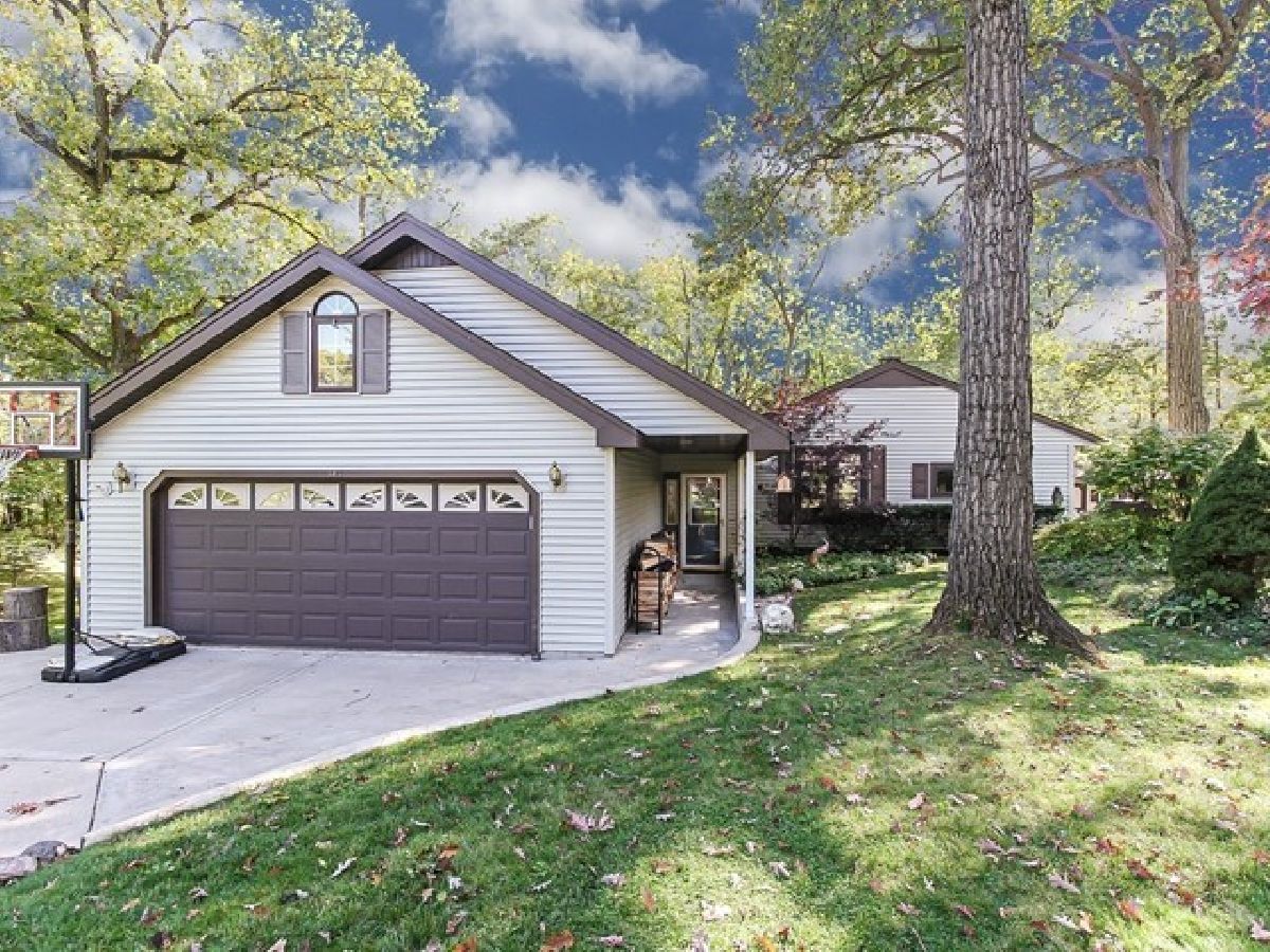 Homes Sold Barrington Woods Palatine Illinois, 391 Creekwood