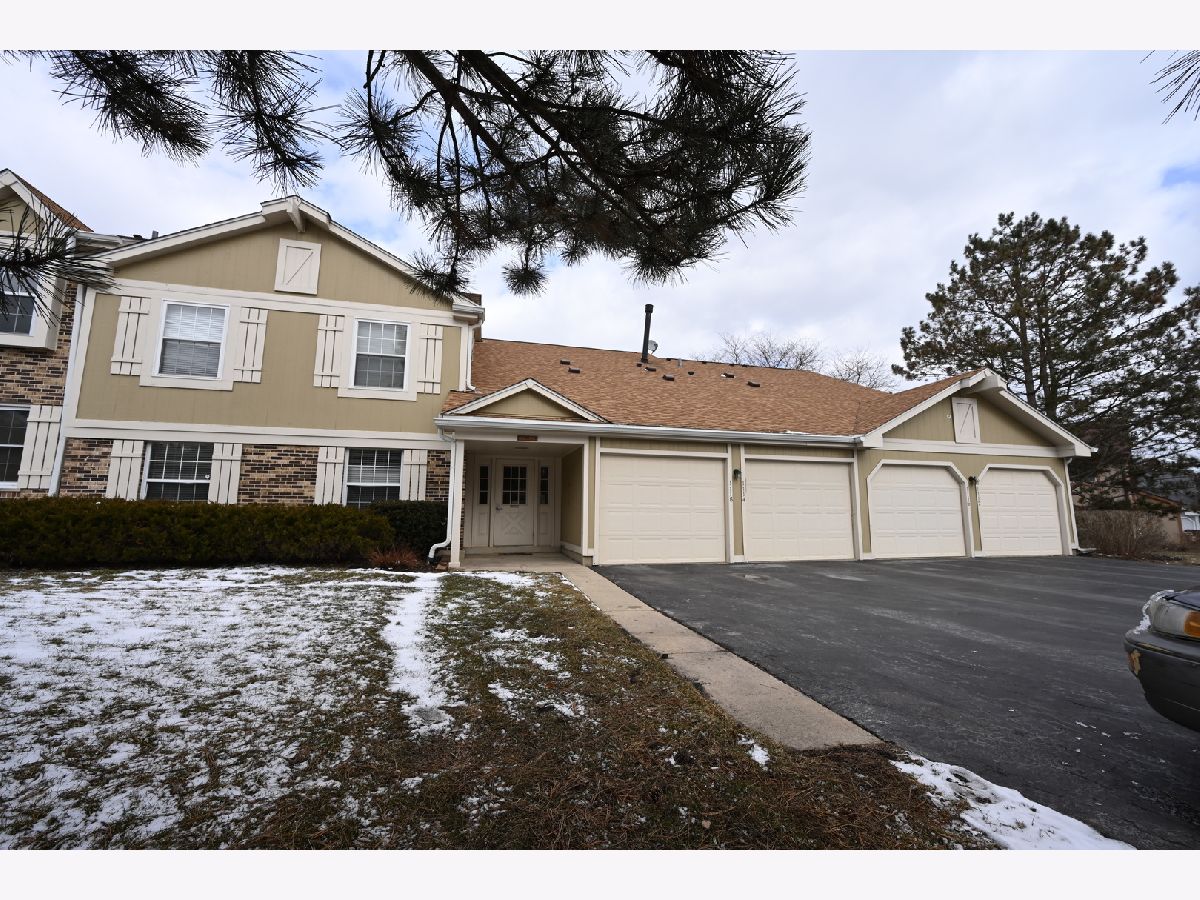 Lexington In The Park Buffalo Grove IL, Condos & Townhomes For Sale