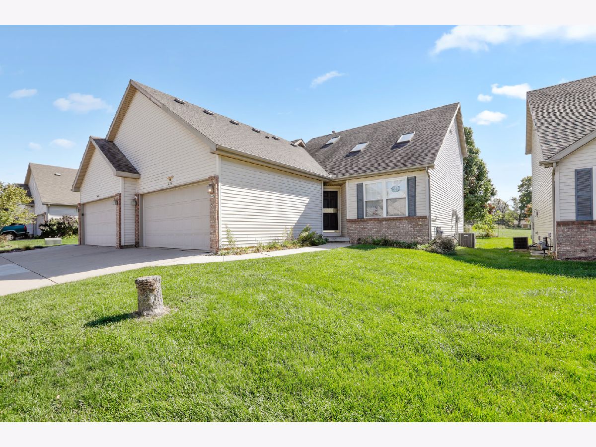 Condos & Townhomes Sold Beechwood Commons Normal Illinois, 425 Beechwood