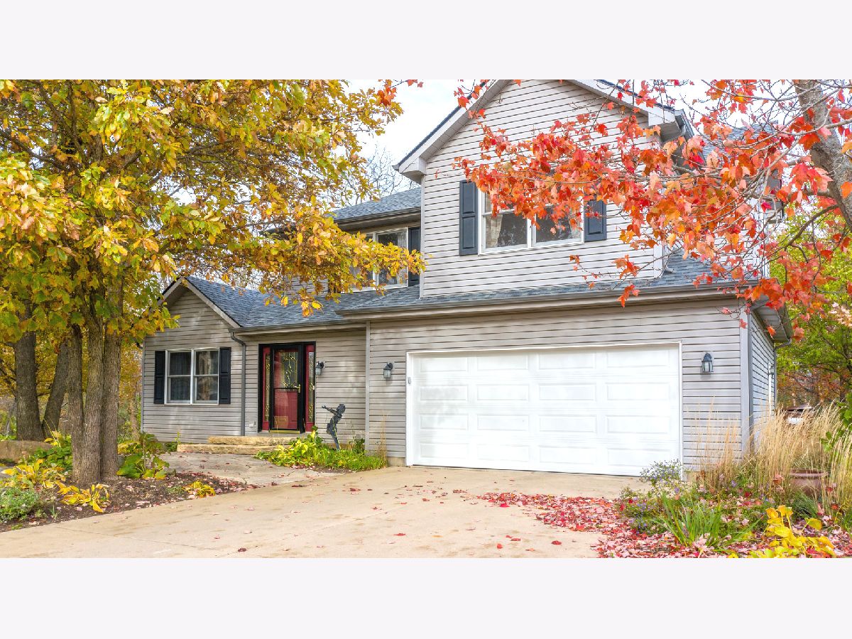 Homes Sold Doral Ridge Estates Marengo Illinois, 1006 Ruth