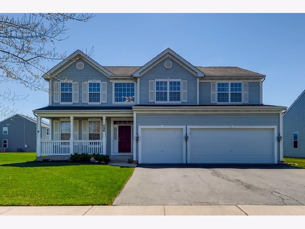 Homes & Condos & Townhomes Sold Sonatas Woodstock Illinois, 696 Verdi