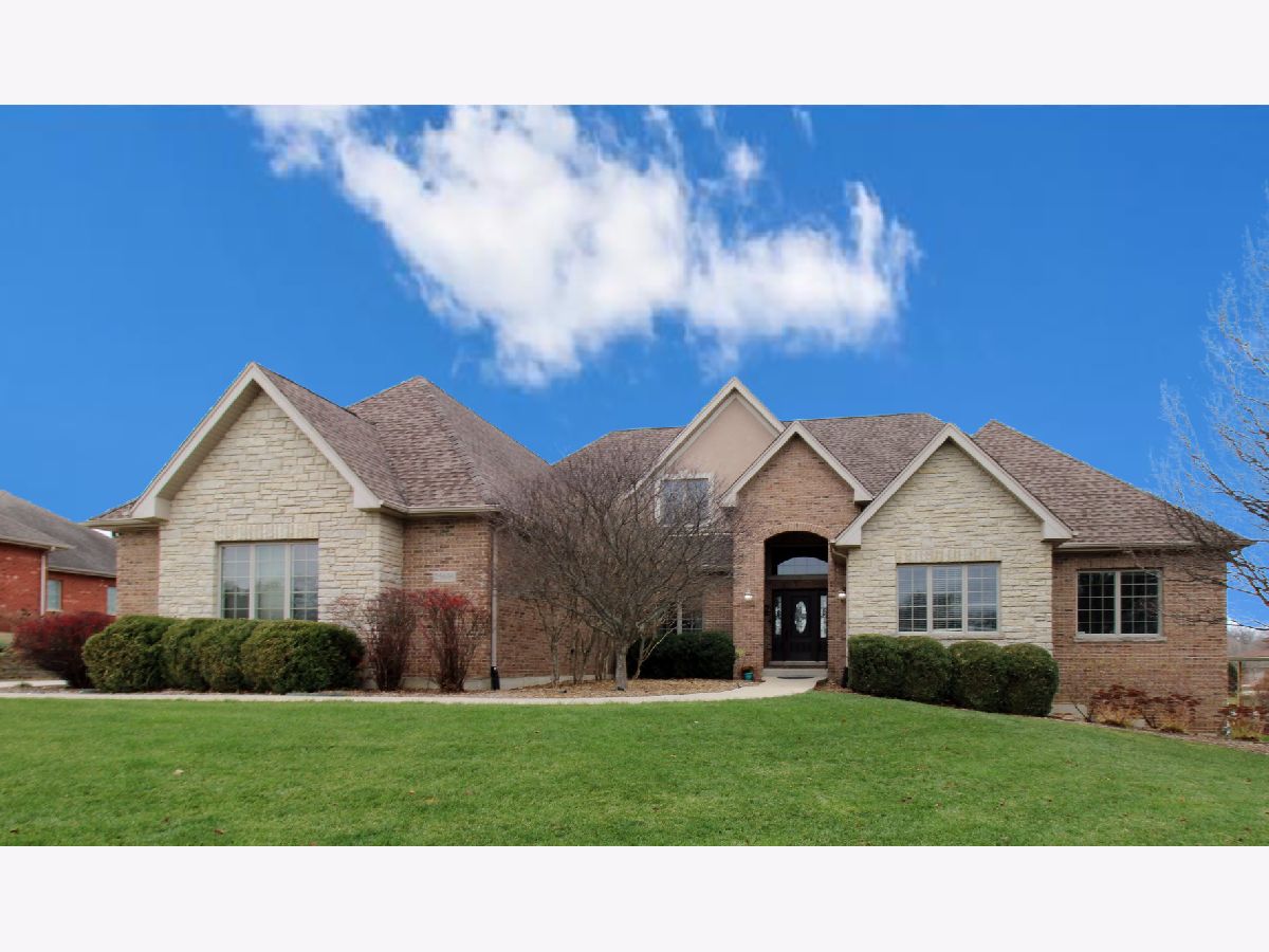 Homes Sold Canterbury Lakes Monee Illinois, 25606 Bristol