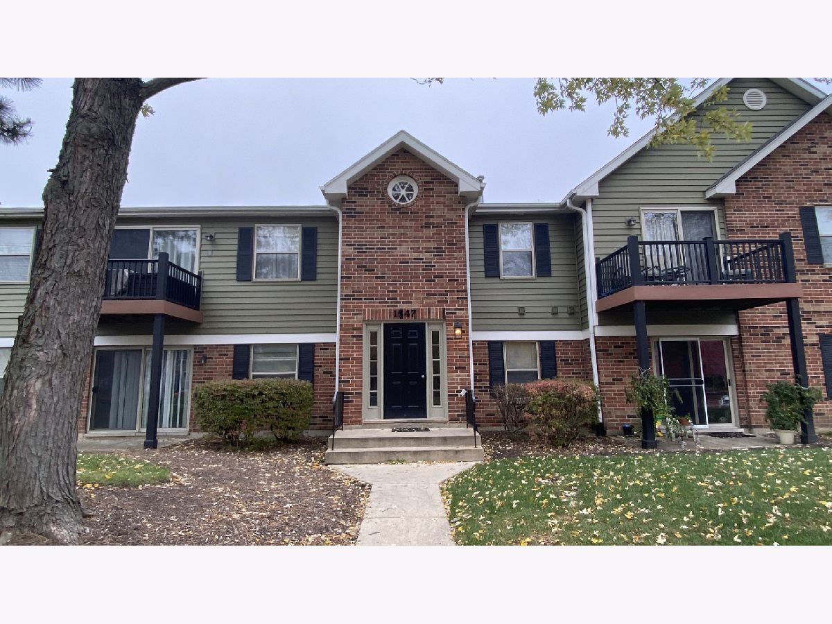 Condominiums Rented Chantecleer Lakes Naperville Illinois, 1547 Raymond