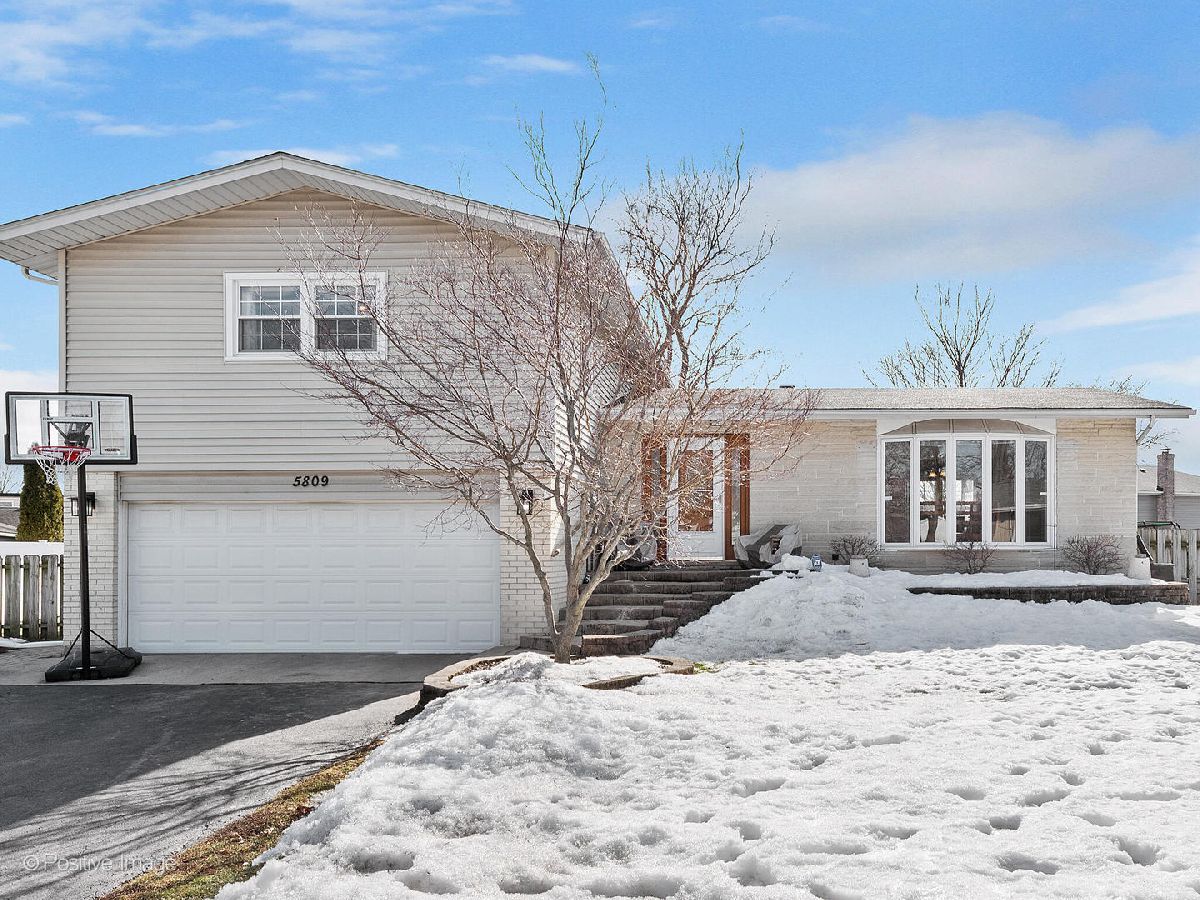  Sold Countryside Illinois, 5809 Rose