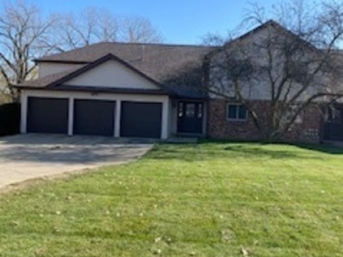 Condos & Townhomes Sold Northbrook Normal Illinois, 1600 Northbrook