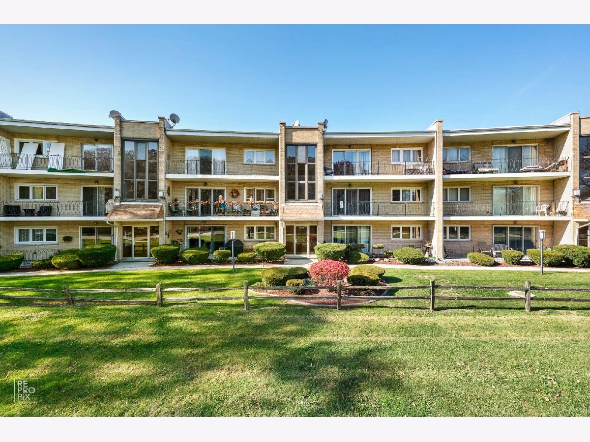 Condominiums Sold Great Oaks Hickory Hills Illinois, 9508 86th