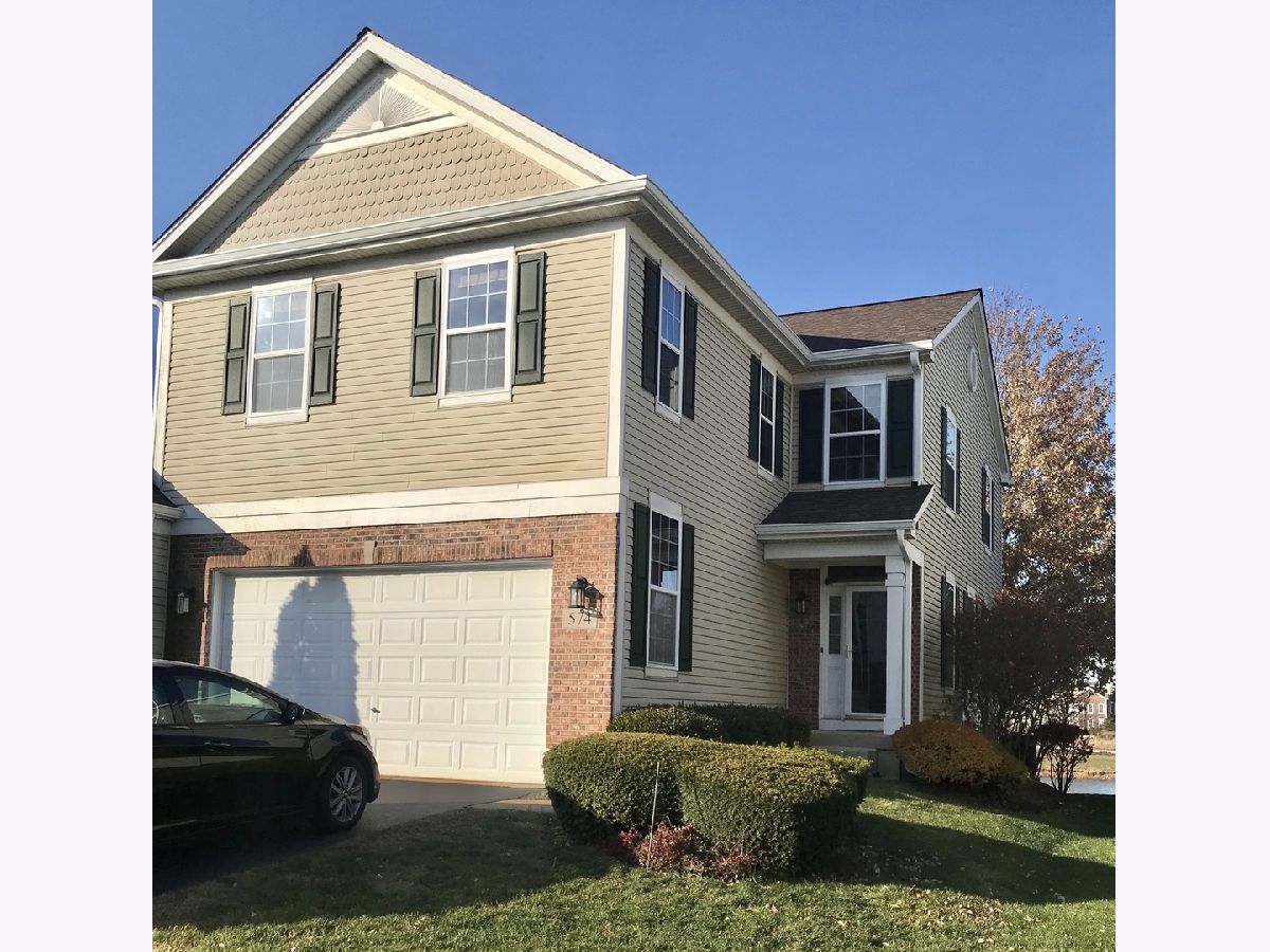 Townhomes Rented Fisher Farms Villas Geneva Illinois, 574 Cannon