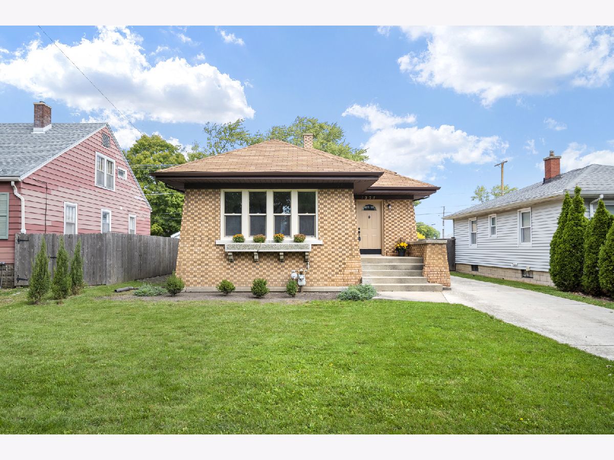 Homes Sold Briargate Joliet Illinois, 1305 Kenmore