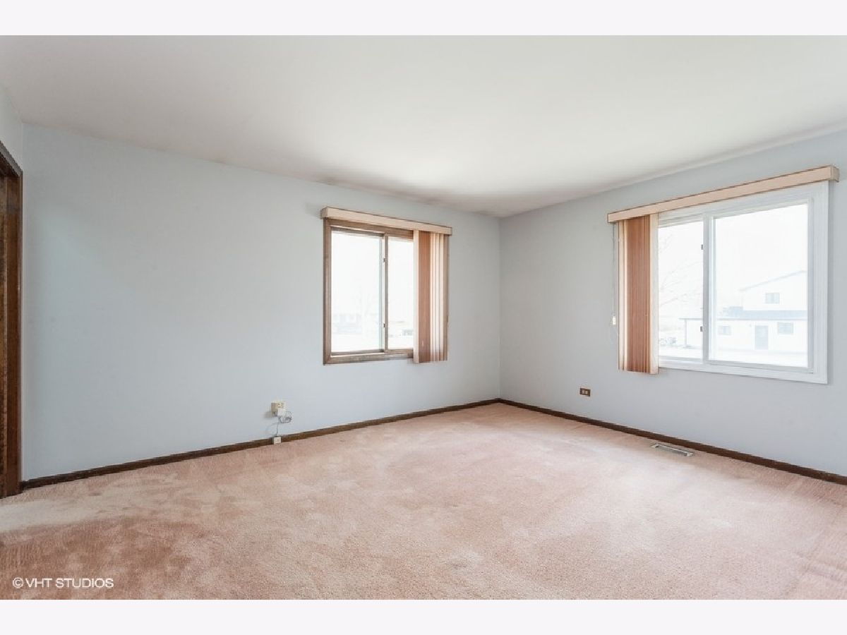 Homes Sold Innisbrook Downers Grove Illinois, 3200 Venard