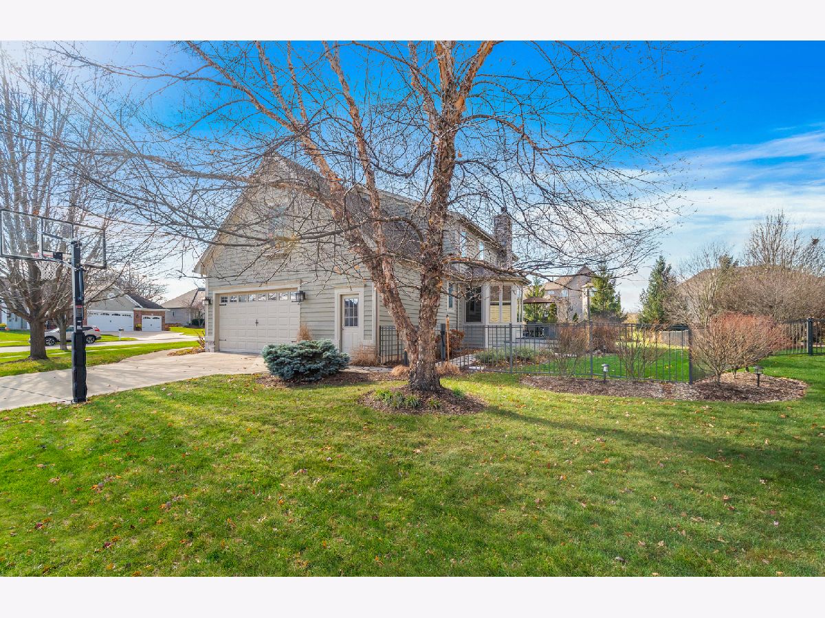 912 Elm Street, Sugar Grove, Illinois 60554 MLS 10927943 WinterCohen