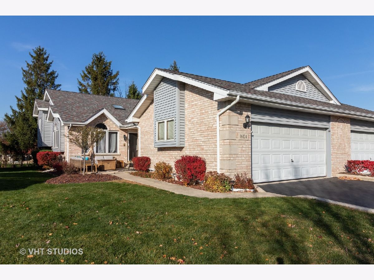 Townhomes Sold Park Place Tinley Park Illinois, 16124 Lake Villa