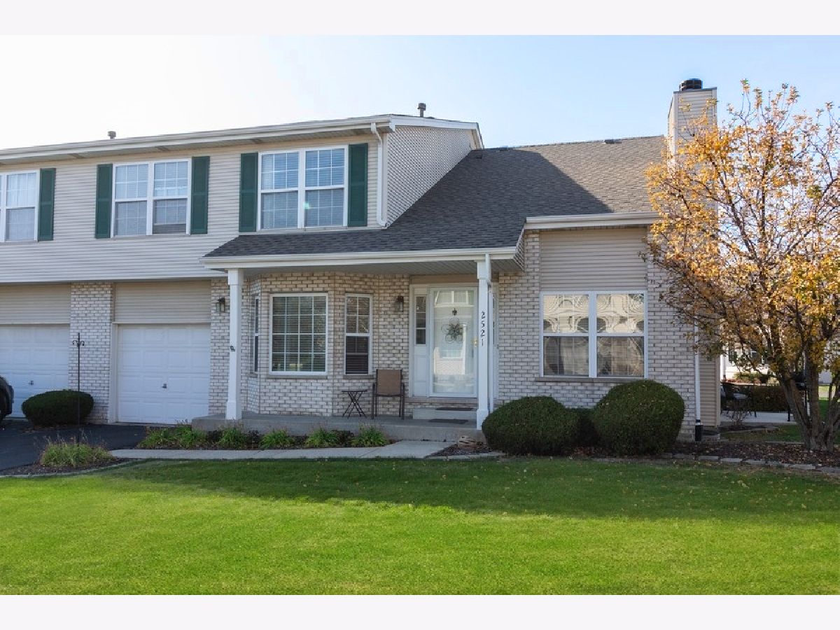 Townhomes & Homes Sold Crest Estates Crest Hill Illinois, 2521 Juricic