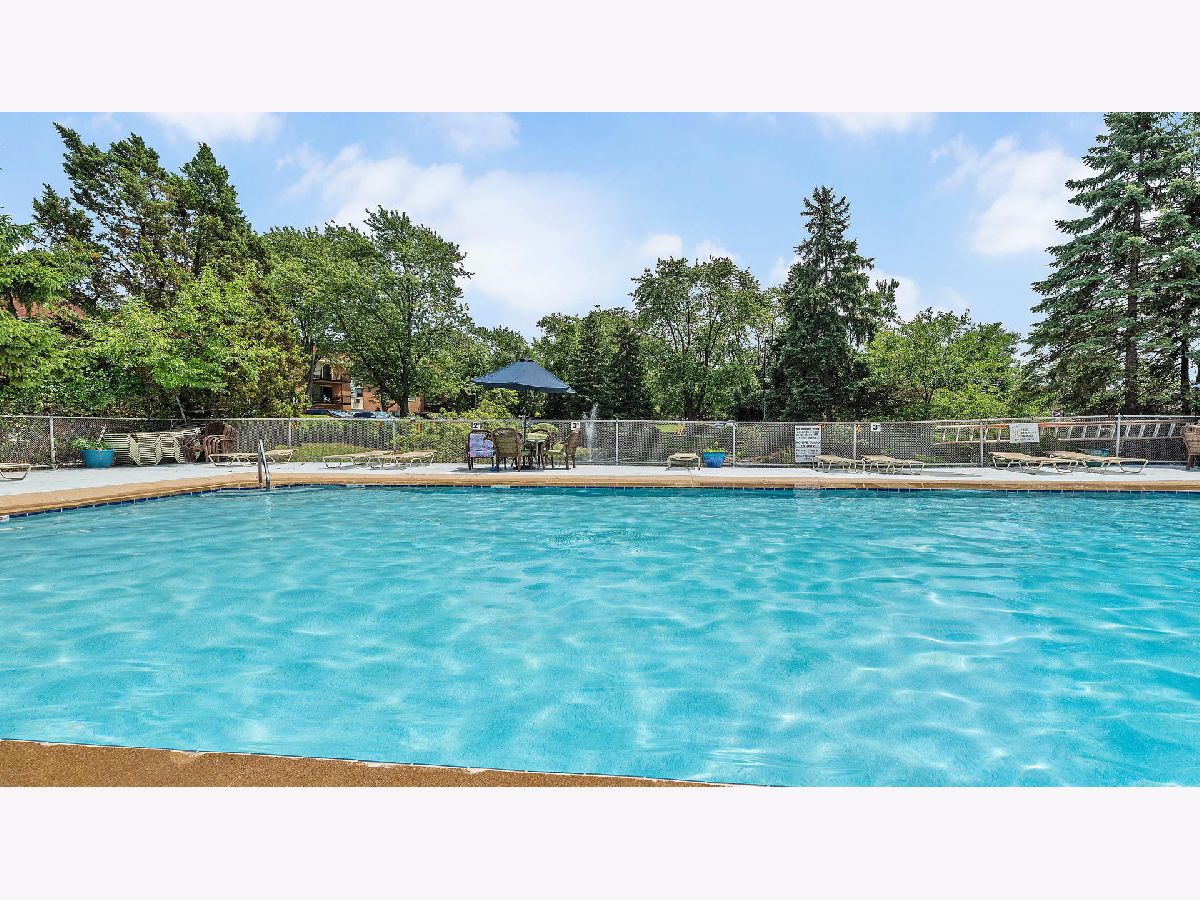 1188 Royal Glen Drive, Glen Ellyn, Illinois 60137 MLS 10928807