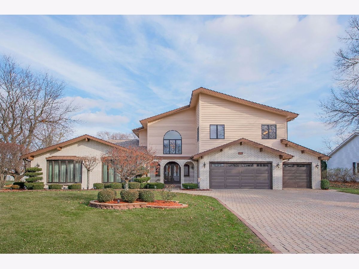 Homes Sold Andermann Acres Naperville Illinois, 10331 Dawn
