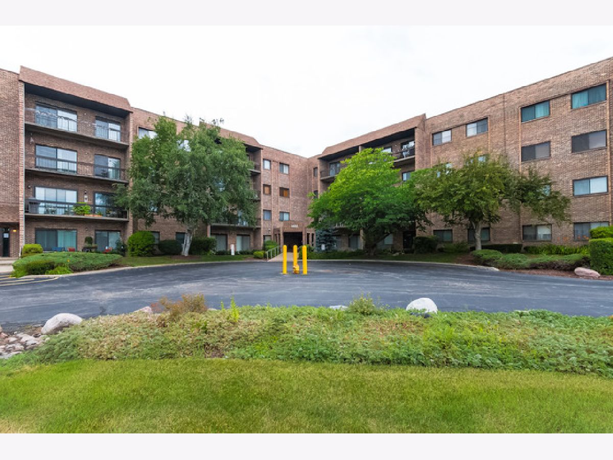 Condominiums Rented Orchard Vale Mount Prospect Illinois, 1400 Elmhurst