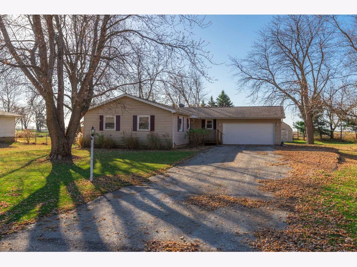 Homes Sold Country Acres Bloomington Illinois, 14653 Brian