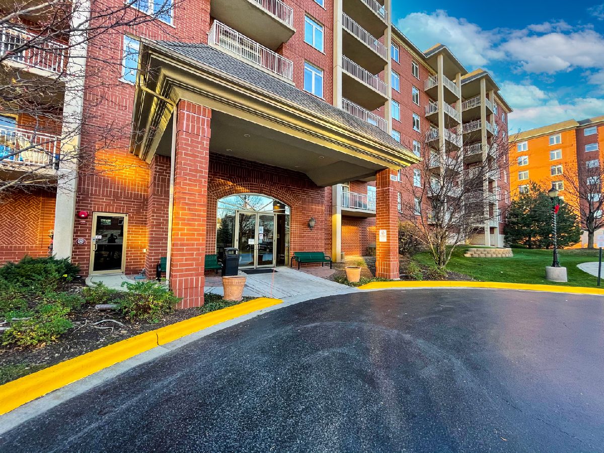 Woodlands Of Morton Grove Morton Grove IL, Condos & Townhomes & Homes